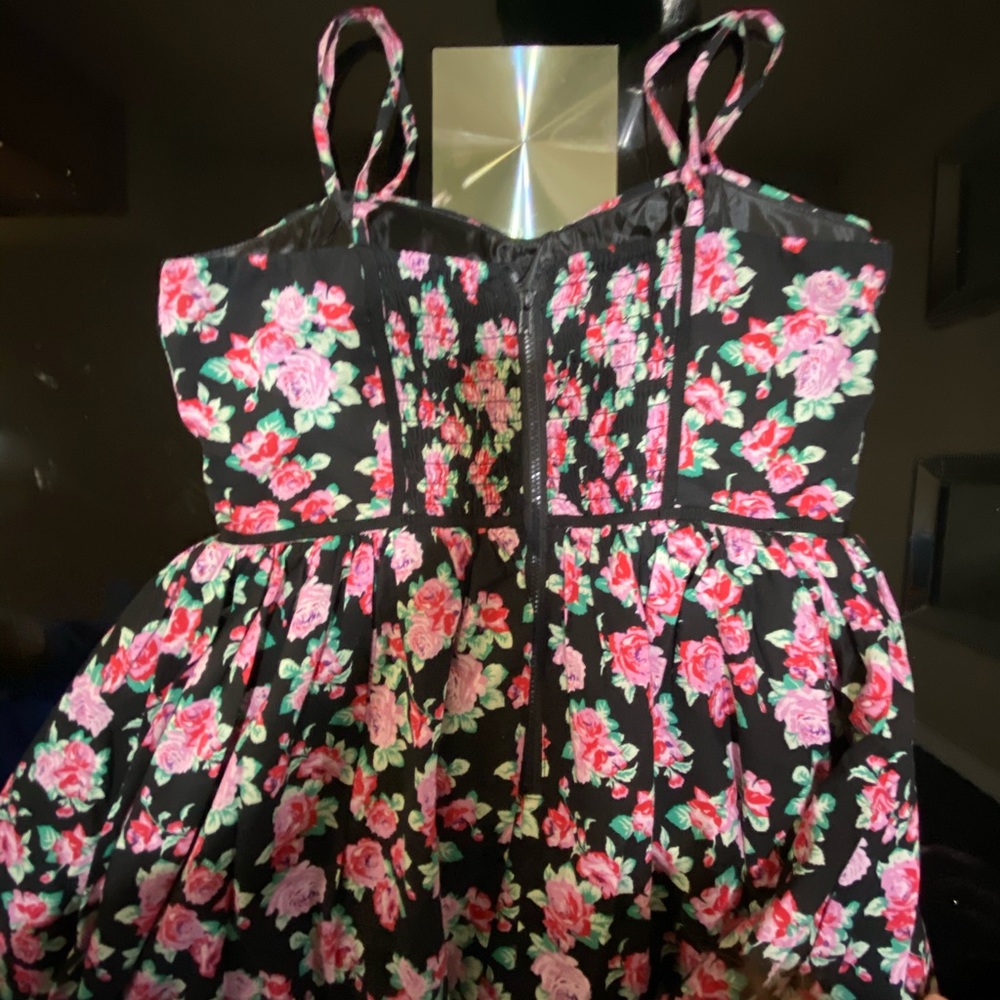 Forever 21 floral dress - Picture 6 of 7